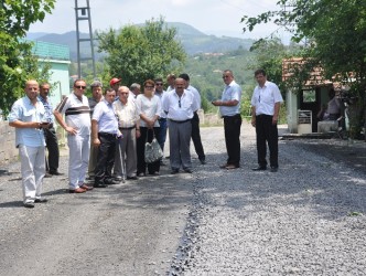 KÖY YOLLARINDA ASFALTLAMA VE BAKIM ÇALIŞMALARI BAŞLADI