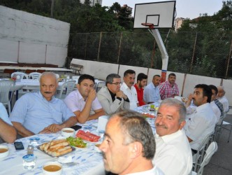 AGİAD KÖY MUHTARLARINA İFTAR YEMEĞİ VERDİ
