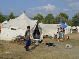 MEVSİMLİK İŞÇİLER ZARAR VERİYOR