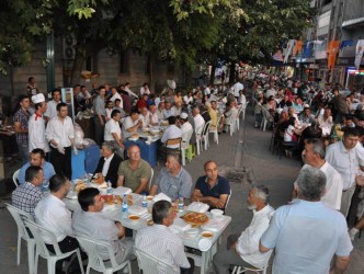 ALAPLI’DA EN BÜYÜK İFTAR PROGRAMI