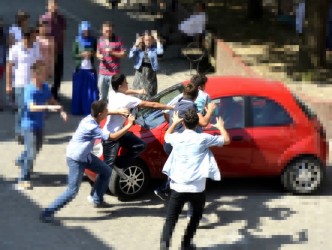 BAYRAMDA TEKME-TOKAT KAVGA