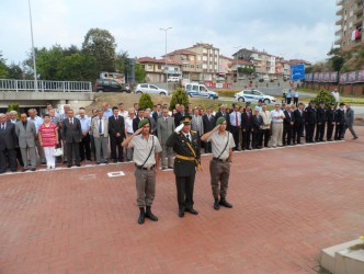ALAPLI’DA ZAFER BAYRAM KUTLAMALARI
