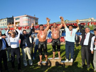 BAŞ PEHLİVAN KAVAKÇI OLDU