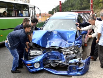 ALAPLI’DA KAZA 2 YARALI