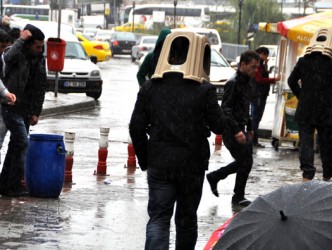 ALAPLI’DA BAYRAM BÖYLE KUTLANDI