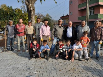 ÇAY KÖYÜNDE PARKE YOL ÇALIŞMASI TAMAMLANDI