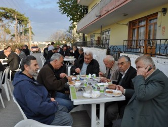 KARŞIYAKA MAHALLESİNDE AŞURE ETKİNLİĞİ