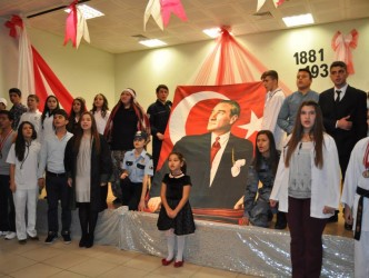 ATATÜRK ANMA GÜNÜ PROGRAMI DÜZENLENDİ