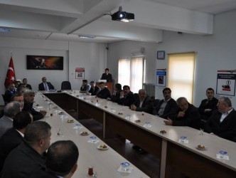 VALİDEN ALAPLI KAYMAKAMINA ZİYARET