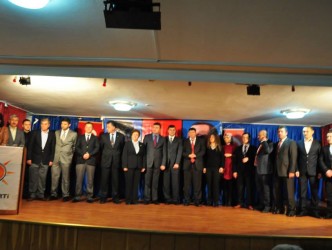 AK PARTİ YENİ YÖNETİM KURULU TANITILDI