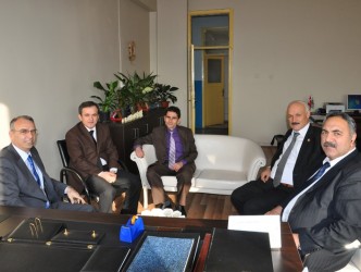 BELEDİYE BAŞKANI OKULLARI ZİYARET ETTİ