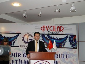 İZMİR GENÇ MÜSİAD’IN BAŞKANI ALAPLILI ÇİFTÇİOĞLU OLDU