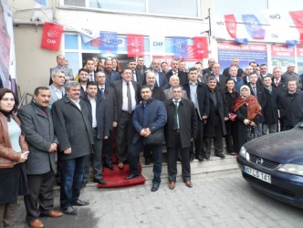 AK PARTİ’DEN CHP SEÇİM BÜROSUNA ZİYARET
