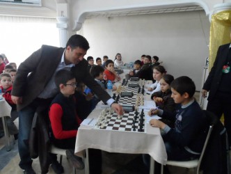 ALAPLI  ÇOCUK VE YILDIZLAR  SATRANÇ LİGİ BAŞLADI