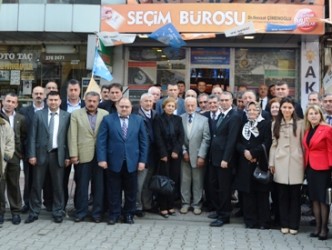 BANA SÜREKLİ İFTİRA ATIYORLAR