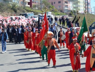 MHP’DEN MEHTERANLI YÜRÜYÜŞ