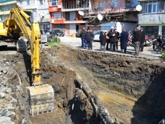 ESKİ PAZARYERİNE YAPILACAK OLAN CAMİNİN TEMELİ AÇILDI