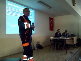 AFAD AFET EĞİTİM SEMİNERİ VERDİ