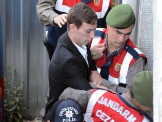 ELLERİNİ KESTİM…