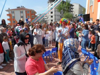 ANA OKULU ÖĞRENCİLERİ 23 NİSANI KUTLADI