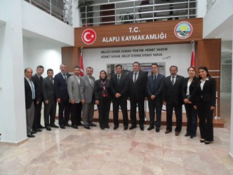 BAŞKAN VE MECLİS ÜYELERİ  KAYMAKAMI ZİYARET ETTİ