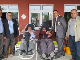 KUTLU DOĞUM PROGRAMINDA KAN BAĞIŞINDA BULUNDULAR