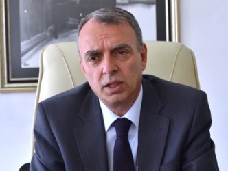 AKTİF SİYASETİ BIRAKTIM DOKTORLUĞA DÖNÜYORUM