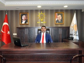 ANNELER YOL GÖSTERİCİDİR…