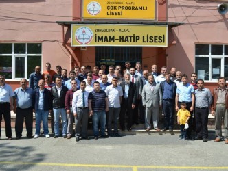 ALİMDER YENİ İMAM HATİP LİSESİ İSTİYOR