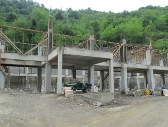 GÜMELİ KAPALI SPOR SALONU İNŞAATI DEVAM EDİYOR