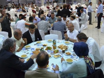 AK PARTİ’DEN İFTAR