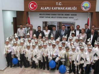 BELEDİYE 50 ÇOCUĞU SÜNNET ETTİRDİ