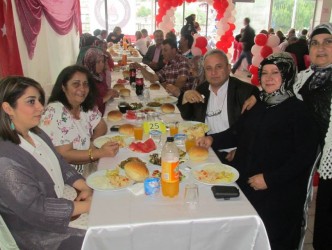 YEMEKLİ MEZUNİYET TÖRENİ DÜZENLEDİLER