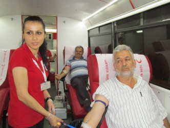 İFTARDAN SONRA KAN BAĞIŞI YAPILDI