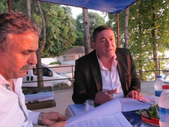 BELEDİYE İŞÇİLERİNİN MAAŞI GÜNÜNDEN ÖNCE ÖDENİYOR