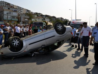ALAPLI’DA KAZA 3 YARALI