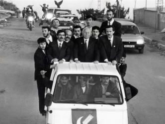 BU KAMYONDA 1 CUMHURBAŞKANI 2 BAŞBAKAN ÇIKTI