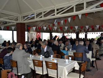 ALAPLI’NIN ÖZLEDİĞİ BAYRAMLAŞMA