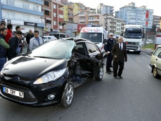 ÖLÜM KAVŞAĞINDA KAZA