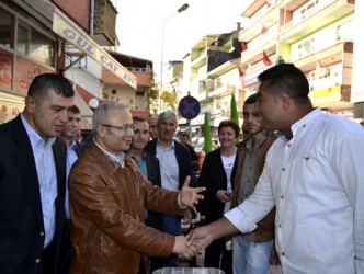 CANDAN ALAPLI’YA BAYRAMLAŞMAYA GELMİŞ (!)