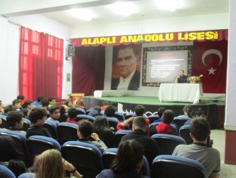 DİYABET VE BESLENME KONUSUNDA SEMİNER VERİLDİ