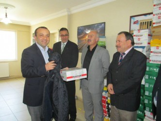 ALAPLI TSO’DAN ÖĞRENCİLERE GİYECEK YARDIMI