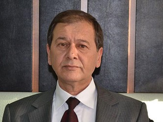CÖBEK’İN YETKİLERİ ELİNDEN ALINDI