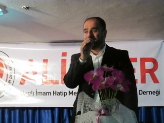 NAMAZLA DİRİLİŞ KONFERANSI DÜZENLENDİ