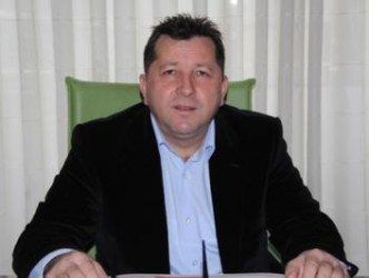 YALÇIN, İLÇE BAŞKANLIĞINA ADAY OLDUĞUNU AÇIKLADI