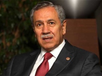 BÜLENT ARINÇ GELİYOR…