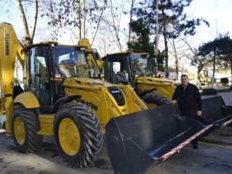 İŞ MAKİNELERİ TÖRENLE HİZMETE GİRECEK