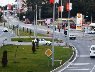 LAMBALAR YANDI…
