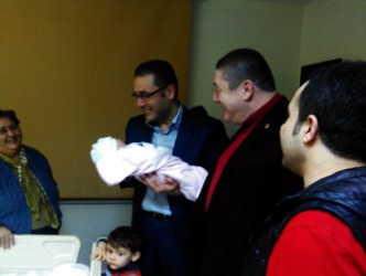 ALAPLI KAYMAKAM ÇAĞLAR’IN KIZ EVLADI DÜNYAYA GELDİ