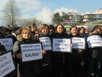 ALAPLI’DA ÖZGECAN’IN ÖLDÜRÜLMESİ PROTESTO EDİLDİ